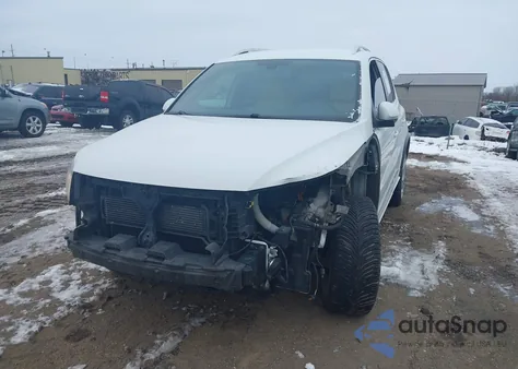 2016 Volkswagen Tiguan R-Line from USA, damaged, VIN WVGAV7AX5GW082255